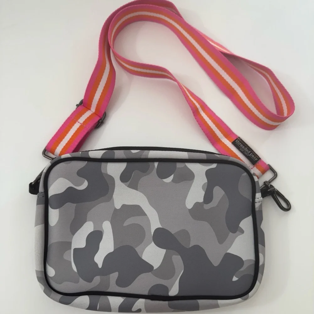 Stylish Gray Camouflage Crossbody Bag with Pink Strap